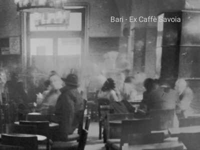 Si trattava di un posto raffinato, frequentato dalla borghesia barese Sulla sua terrazza in estate venivano proiettati addirittura dei film e l�arena prendeva il nome di �Ariston� (foto concessa da Giuseppe Petruzzelli)